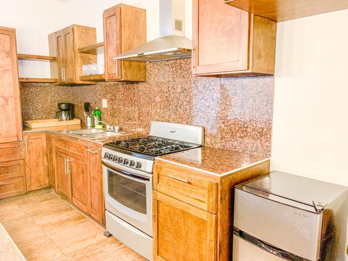 Beautiful 3 Bdr 2,5 Bath- Steps From Beach W/Pkg Tijuana Kültér fotó